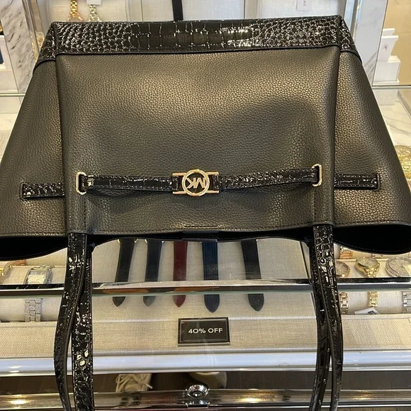 MICHAEL KORS
Reed Large Leather Belted Satchel Shoulder Tote Handbag 
Black - Picture 7 of 16